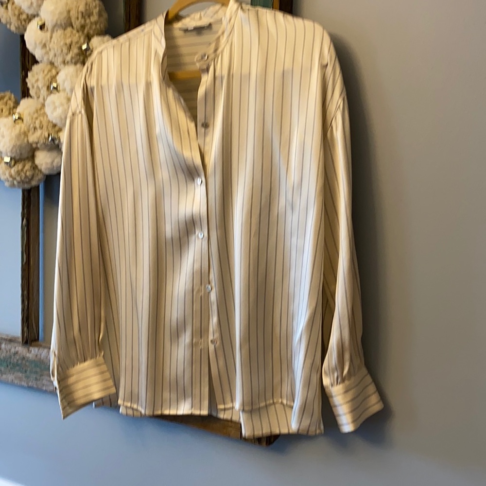VINCE. Silk Blouse